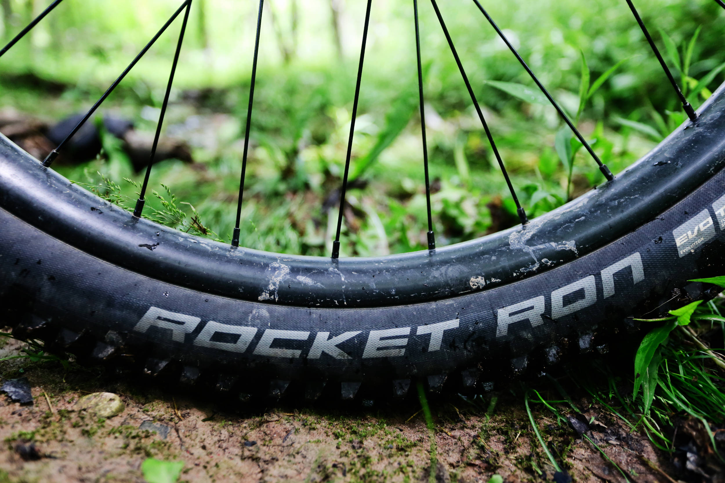 Schwalbe Rocket Ron 2.8 Review