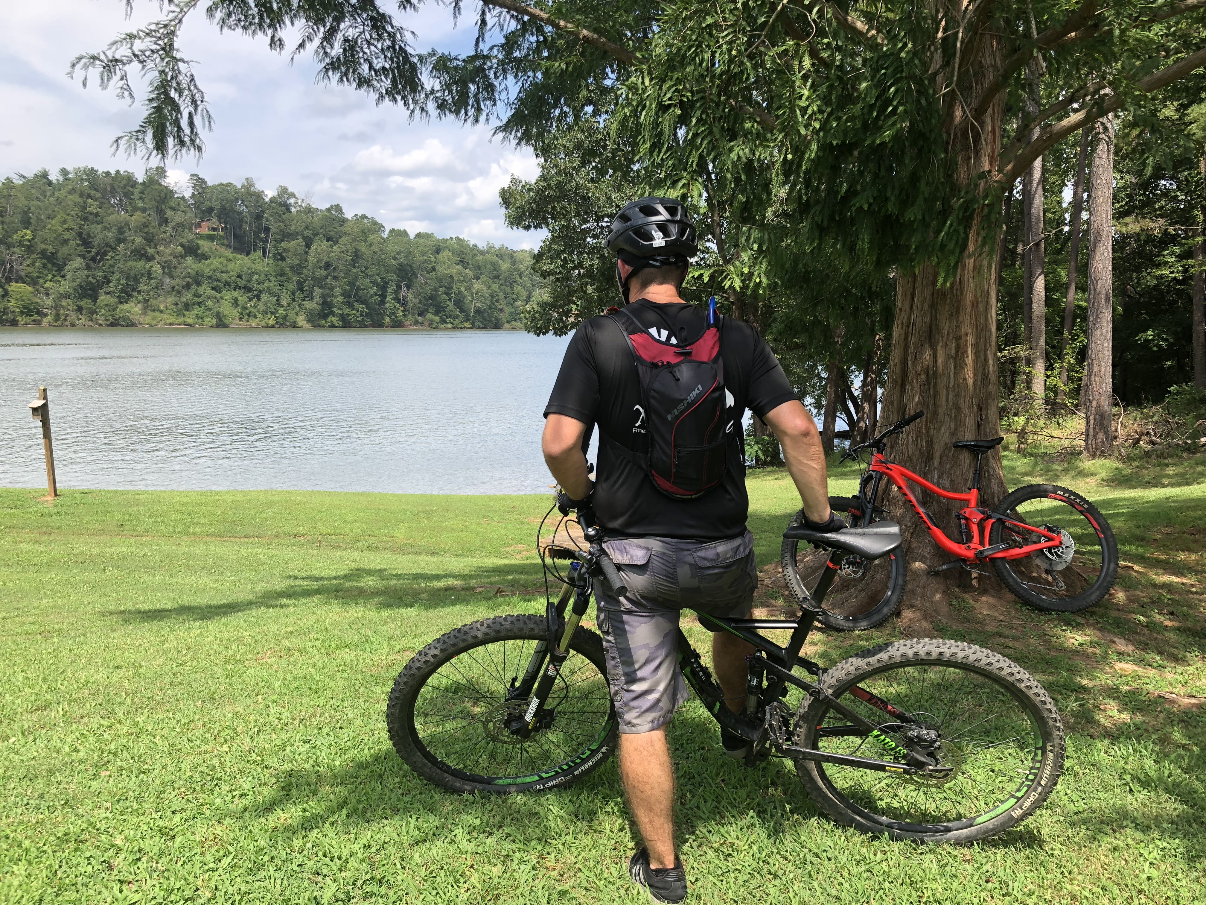 Lake hickory deals mountain bike trails